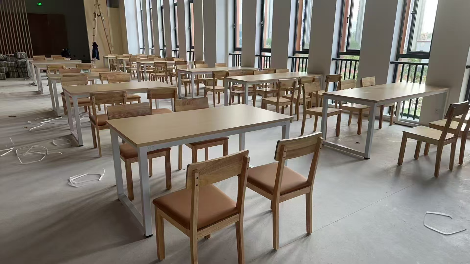 中学图书馆